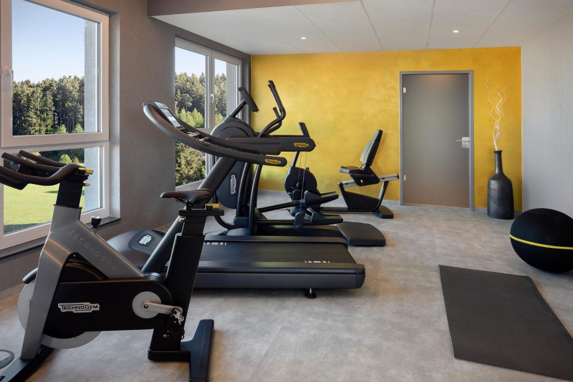Holiday Inn - Villingen - Schwenningen By Ihg Ngoại thất bức ảnh
